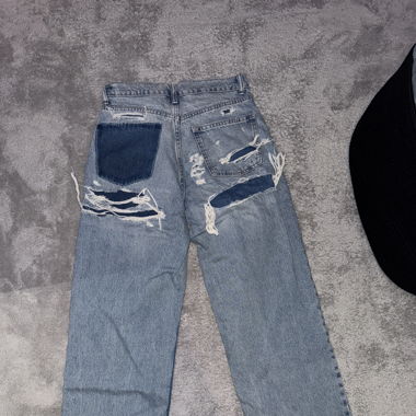 Straight Leg Jeans 