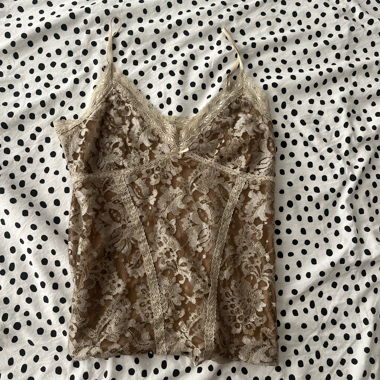 Spitzen-Tanktop beige