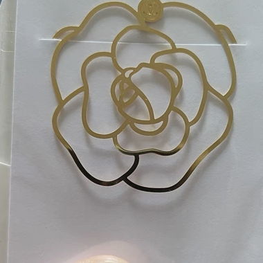 Goldene Flower-Planer-Klammer
