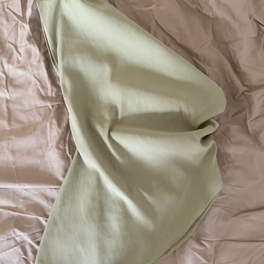 Top asymétrique ZARA vert sauge