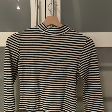 Rollkragen Pulli dünn gestreift  