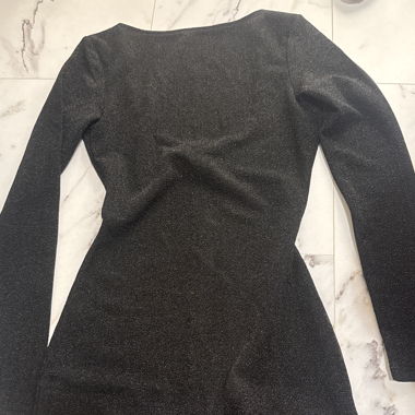 Schwarzes minikleid