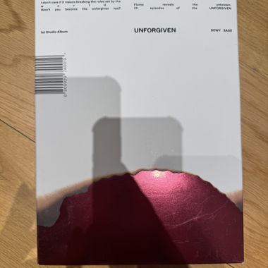 LE SSERAFIM-Album Unforgiven