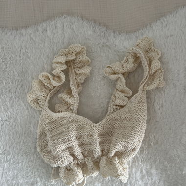 Cute knit top