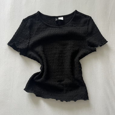 schwarzes Top