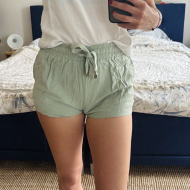 Shorts décontractés vert sauge