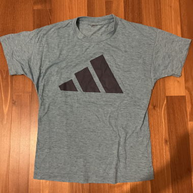 Addidas T-Shirt
