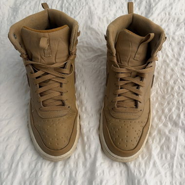 Beige Schnürstiefeletten