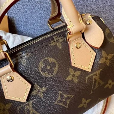 Brandneue Tasche 