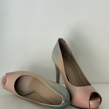 Tacchi Peep-Toe Guess