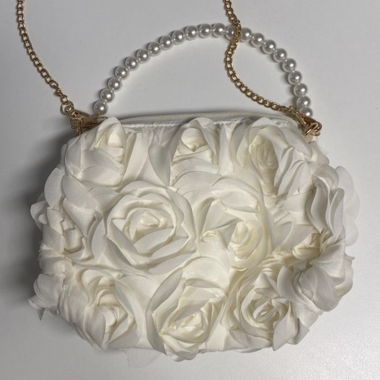 Weisse Blumen-Handtasche