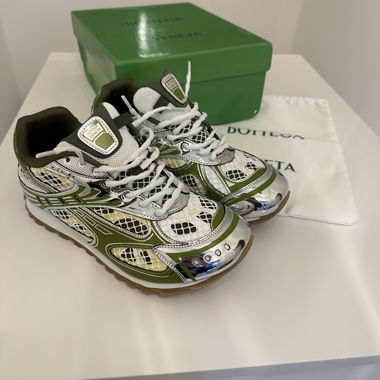 Baskets Bottega Veneta