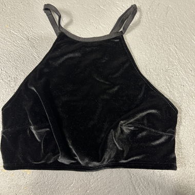 Top Nero con Pizzo