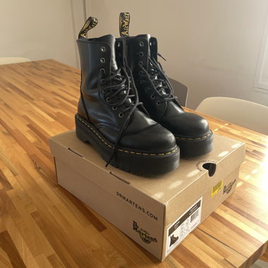 Dr Martens JADON