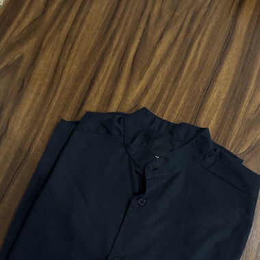 Chemise noir sans col