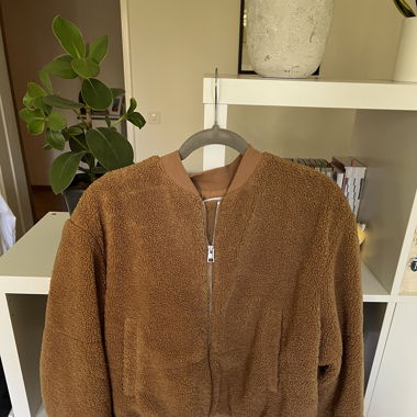 Teddy Jacke von COS