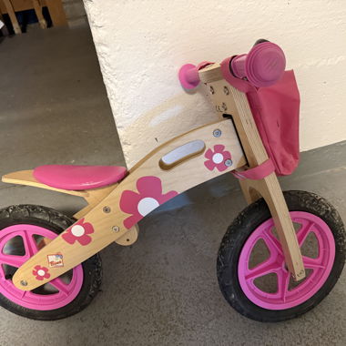 Children's Balance Bike in Pink