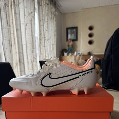 Nike Tiempo Fussballschuh