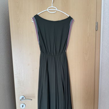 Robe kaki 
