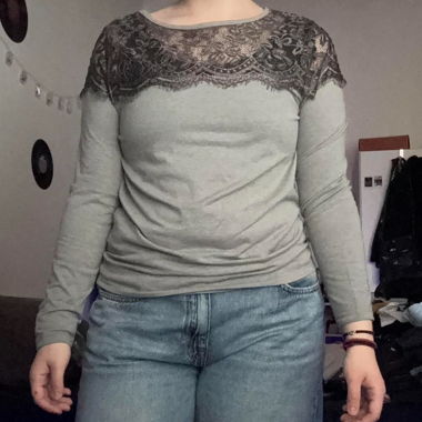 c&a grey long sleeve shirt with lace