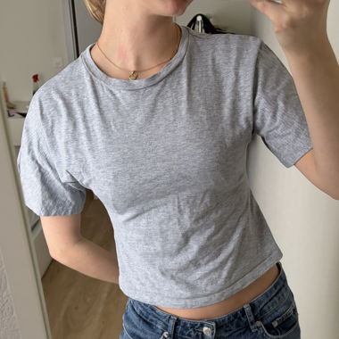 Grey top - fitted
