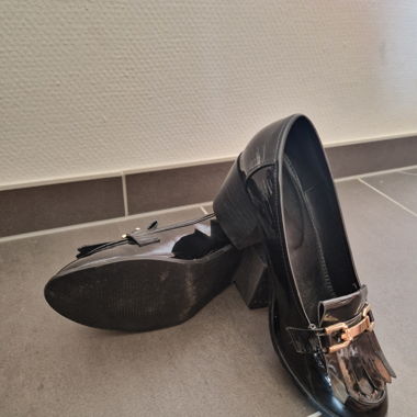"Loafer" mit Absatz
