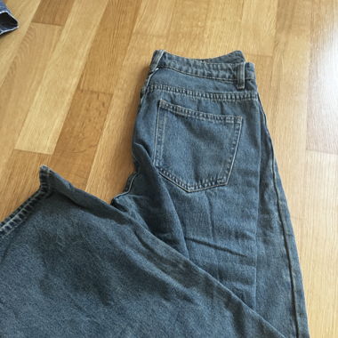 mid waist baggy jeans