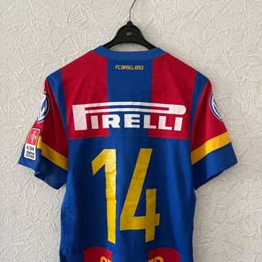 Signiertes Valentin Stocker Trikot Saison 10/11/12