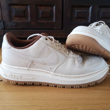 Nike Air Force 1 Low Luxe Pearl White Goretex
