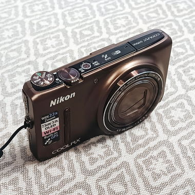 Nikon Coolpix S9500