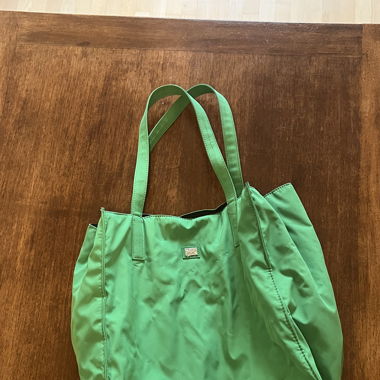 Grüne Tasche