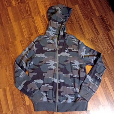 Camouflage Hooded Sweatshirt