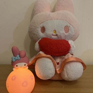 My Melody Plüschfigur und kleines Nachtlicht