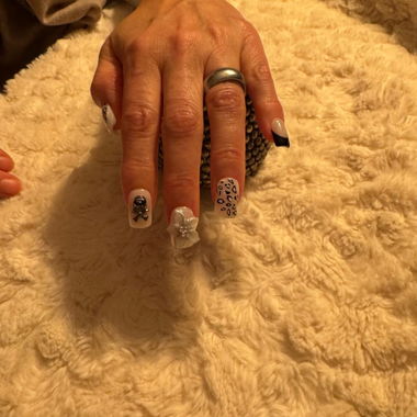 Press on Nails 