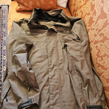 Veste sport homme, pluie ou autre taille M