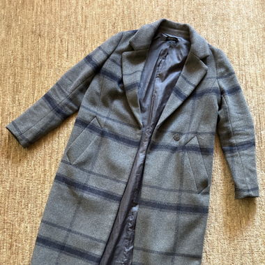 Manteau gris à carreaux 