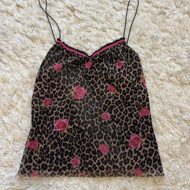 Top mit Leopardenmuster
