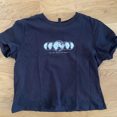 T-shirt H&M Divided nero