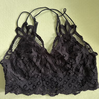 Black strappy cropped top