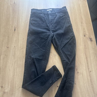 Levis Mile High Super Skinny