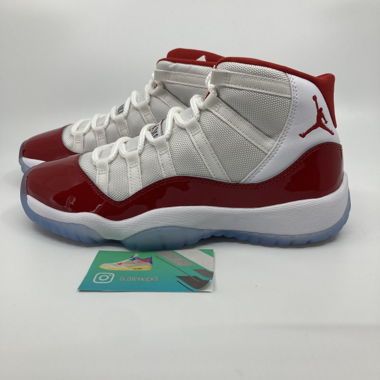 Air Jordan 11 cherry GS -NEUF-Taille UE 38.5