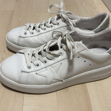 Golden Goose Sneaker