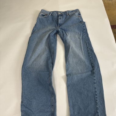 NA-KD blaue Jeans