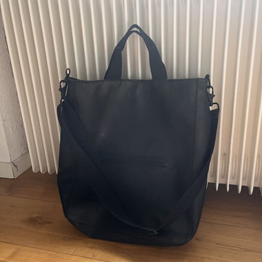 Tasche von Rains