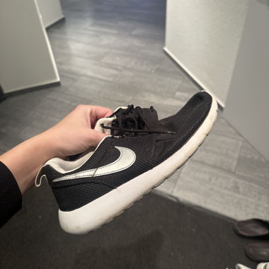 NIKE Sportschuhe