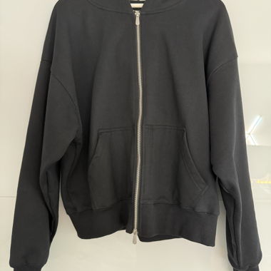 Broken Planet Zipper in black size M