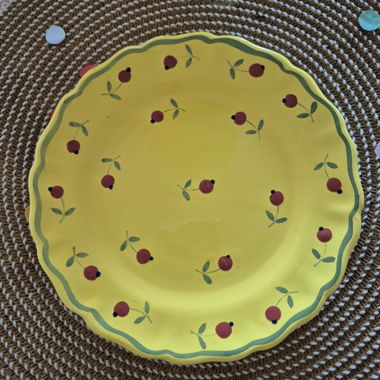 Piatti (6) in ceramica provenzale gialla