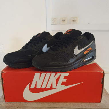 Nike Air Max Sneakers