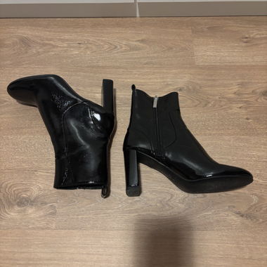 Stivaletti con tacco Zara