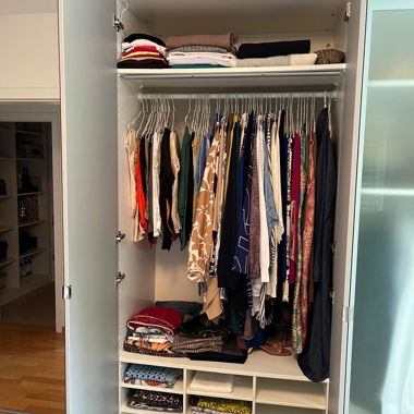 Dressing en bois en très bon etat